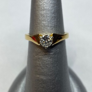  14kt YG Solitaire Ring with Round Diamond and Tapered Wide Band